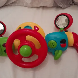 Volante de juguete con luces y sonidos