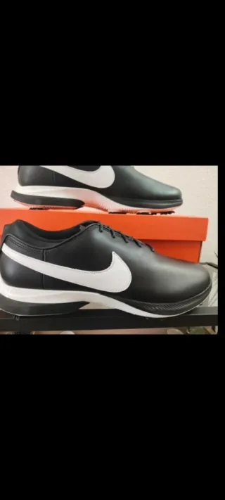 Zapatillas Nike Golf Víctory Tour2 talla 46. Nueva