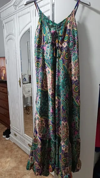 Precioso vestido largo estampado