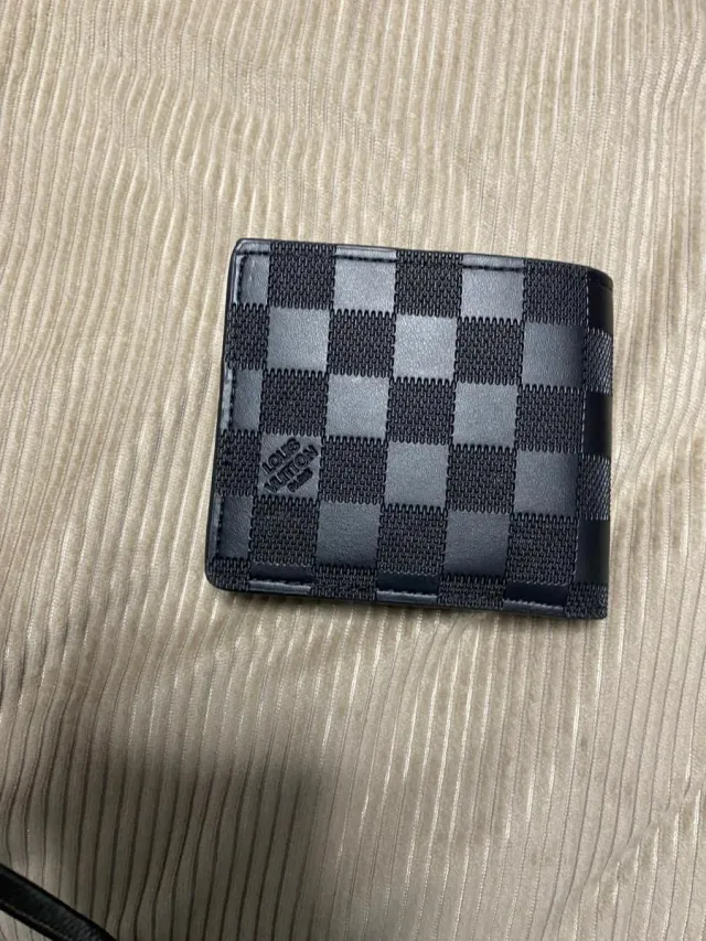 Cartera para hombres elegantes - sin usar