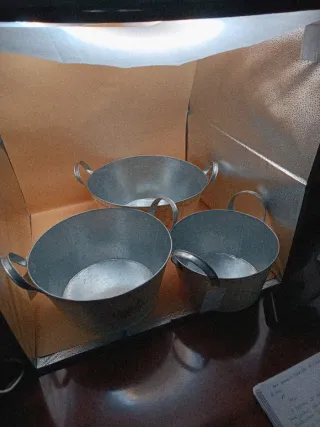 Set 3 Macetas Metal Decoradas Flores