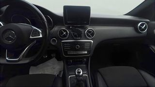 Mercedes-Benz Clase A 180 AMG Line 90 kW (122 CV)