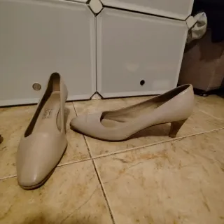 Zapatos Ferragamo Beige Italianos 40-40,5