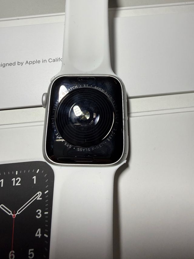 Apple Watch SE 44mm teléfono SIM
