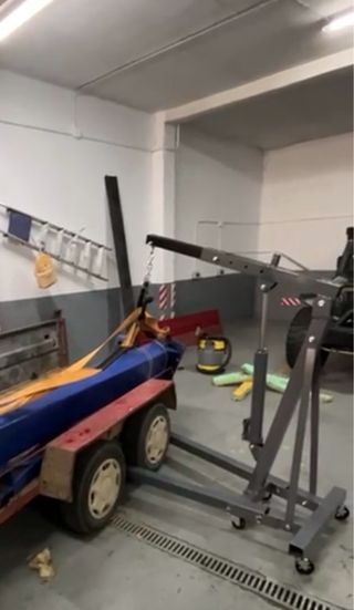 ALQUILER pluma motores