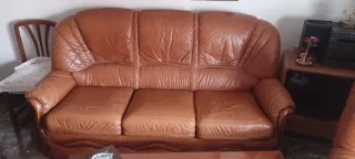 Sofá 3 plazas cuero + 2 individuales + 1 reposapie