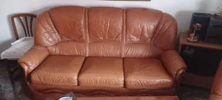 Sofá 3 plazas cuero + 2 individuales + 1 reposapie