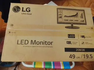 Monitor LG LED 20M38 19.5