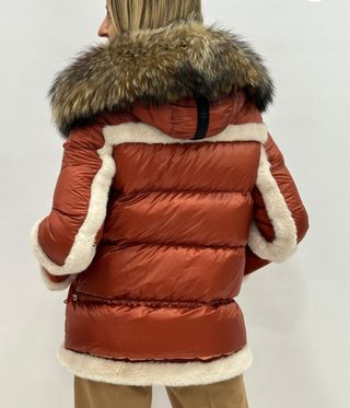 Parka DICHI Plumas Emma Racoon costo 645 euros