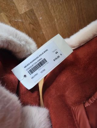 Parka DICHI Plumas Emma Racoon costo 645 euros