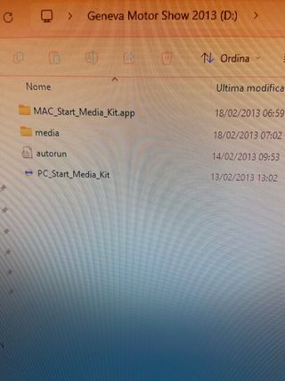 Chiavetta USB Volvo Geneva Motor Show 2013