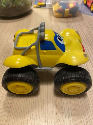 Coche teledirigido Chicco amarillo