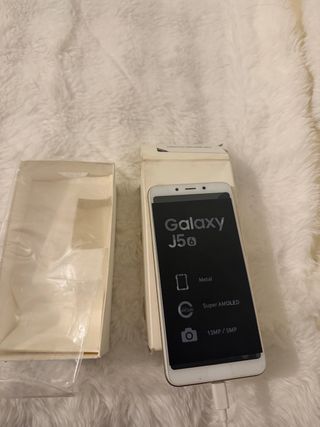 Samsung Galaxy J5 16GB Bianco/Oro