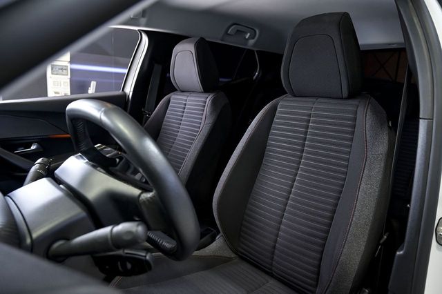 Peugeot 2008 Active BlueHDI 81kW 110CV