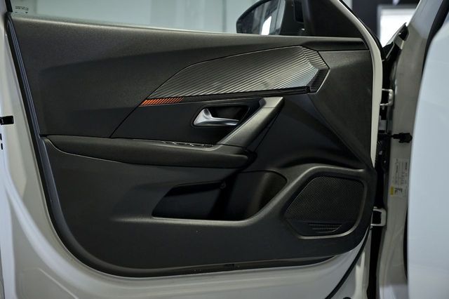 Peugeot 2008 Active BlueHDI 81kW 110CV