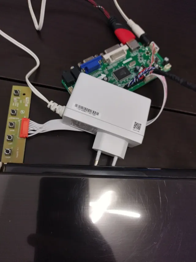 Proyecto bricolaje pantalla portátil 17 Dell