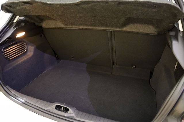 Peugeot 208 5P Signature BlueHDi 73KW 100CV