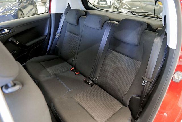 Peugeot 208 5P STYLE 1.6 BlueHDi 73KW 100CV