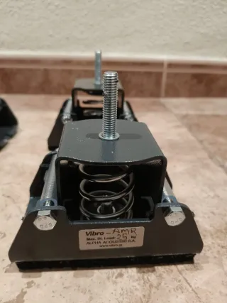 Soportes Vibro-AMR Alpha Acústica