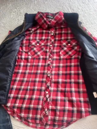 Conjunto Camisa, Chaleco y Pantalón Talla 38