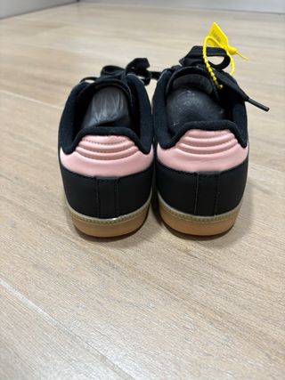Adidas Samba Negras y Rosas