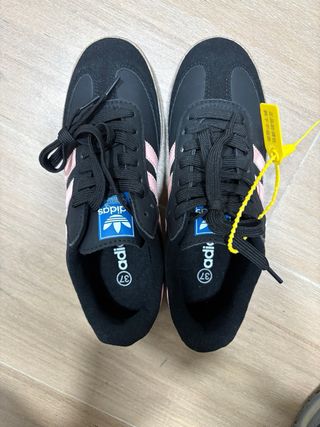 Adidas Samba Negras y Rosas