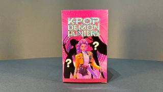 Caja sorpresa muñeca KPOP Devil Hunter