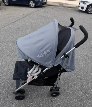 Silla de paseo plegable tipo paraguas