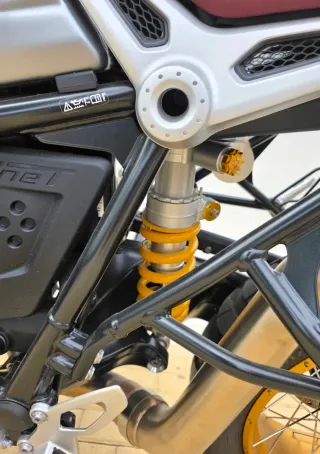 Amortiguador trasero Ohlins STX46 BMW R nineT