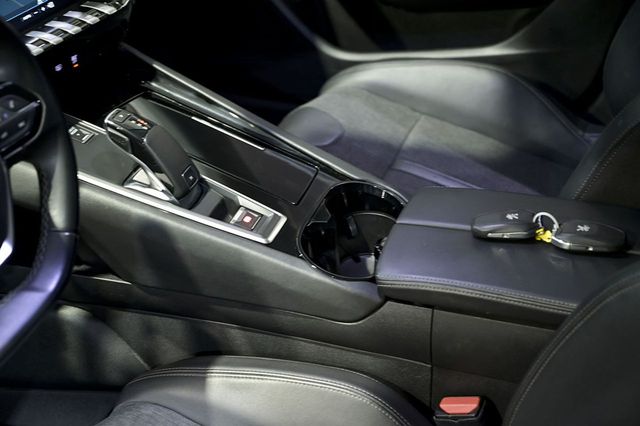 Peugeot 508 5P Allure BlueHDi 130 SS EAT8