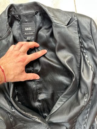 Americana Piel Mujer MNG Negra