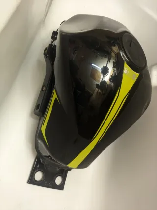 Depósito Gasolina Zontes Z2 125cc Negro/Amarillo