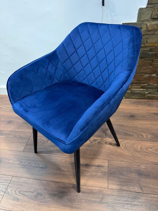 Juego  sillas y taburetes terciopelo azul