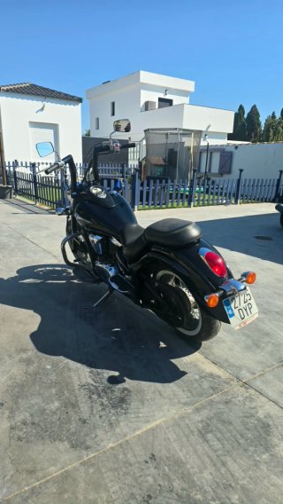Kawasaki VN 900 en muy buen estado