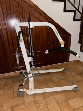 Grúa hidráulica para pacientes