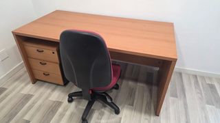 Escritorio oficina con cajonera