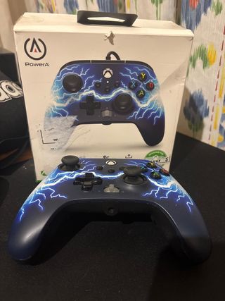 Mando Xbox PowerA Rayo Azul