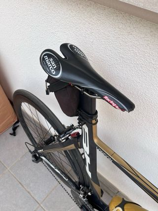 BH GC AERO London Gold Triatlón