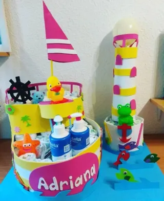 Tartas de pañales para regalo con o sin productos.