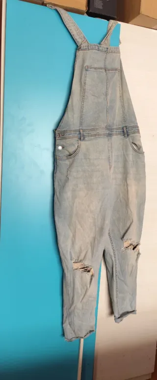 Mono vaquero desgarrado Talla 48