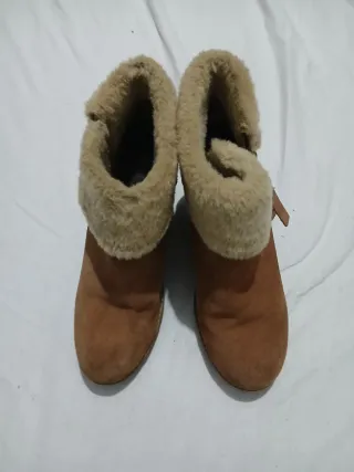 Stivaletti con tacco e pelliccia