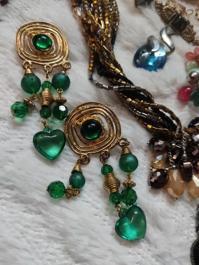 Lote de bijuterias antigas