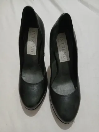 Scarpe tacco INTREND nere