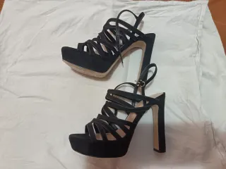 Zapatos de tacón Mango negros