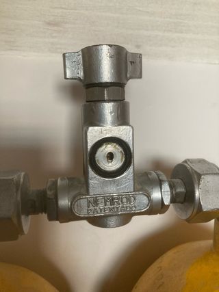 Bibotella de buceo Nemrod antigua