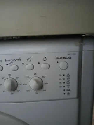 Lavadora Blanca Carga Frontal