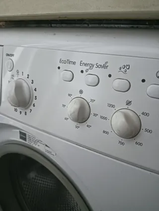 Lavadora Blanca Carga Frontal