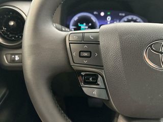 Toyota C-HR   2.0 220PH Advance