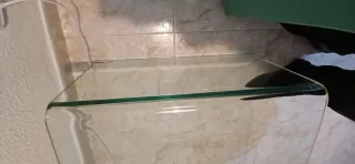 Mesa de cristal cueva