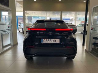 Toyota C-HR ADVANCE 2WD